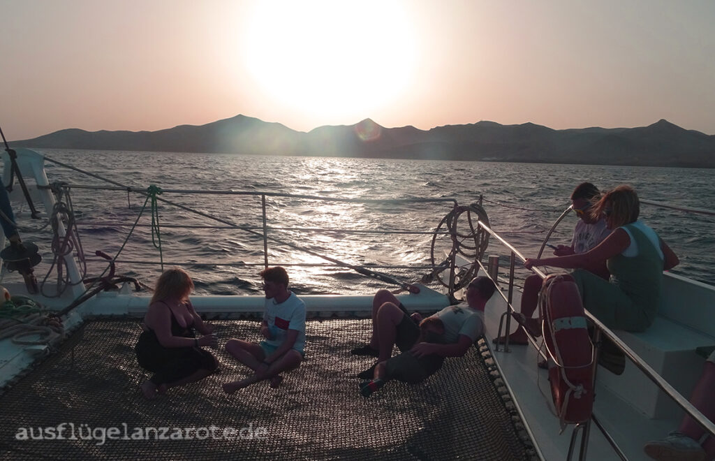 Sunset Cruise - mit dem Katamaran den Sonnenuntergang erleben